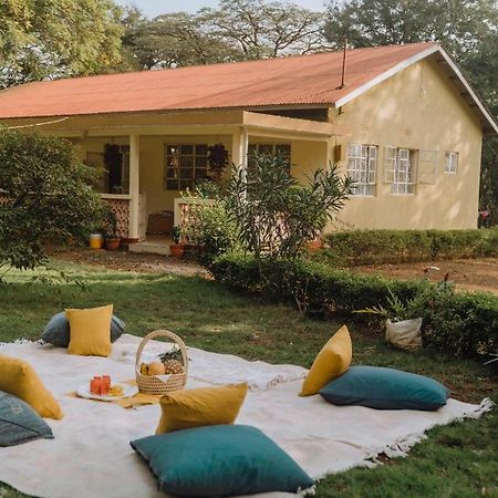 Mkoani Homestay Moshi Exterior foto